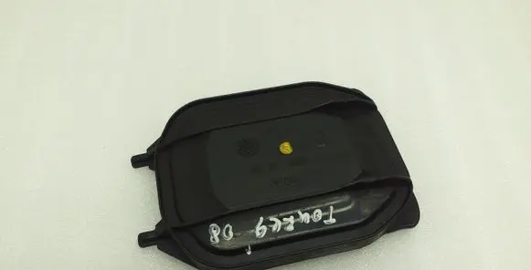 Volkswagen Touareg I Headlight/headlamp dust cover