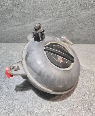 Volkswagen Golf VII Coolant expansion tank/reservoir 5Q0121407F