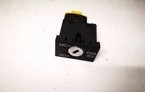 Volkswagen Touran I Passenger airbag on/off switch 6Q0919237A