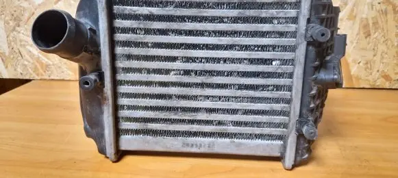 Audi A4 S4 B6 8E 8H Intercooler radiator 8e0145805p