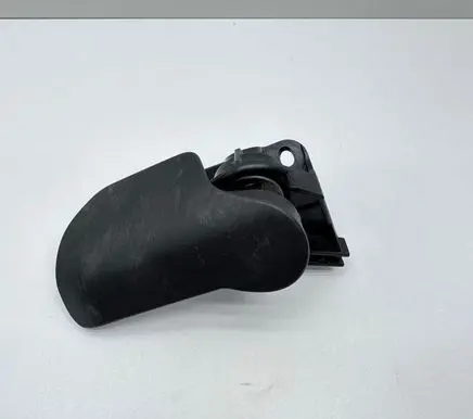 Engine bonnet (hood) release handle