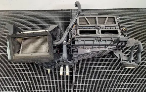 Jaguar F-Pace Interior heater climate box assembly GX6319B555BE