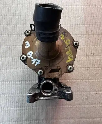 Ford Mondeo Mk III Water pump XS7Q8A578