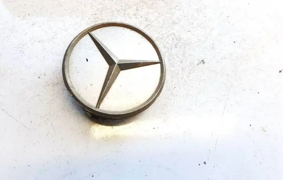 Mercedes-Benz C W202 Original wheel cap 2014010225