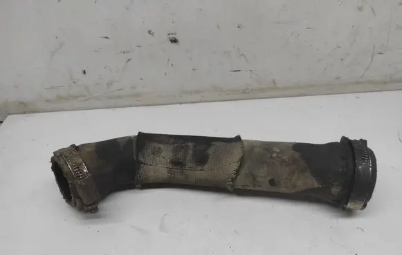 Audi A4 S4 B7 8E 8H Intercooler hose/pipe
