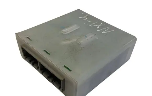 Nissan X-Trail T30 Door central lock control unit/module 285508H700 1Y12