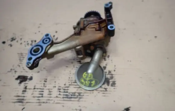 Opel Astra K Oil pump 00046331 SEK25260