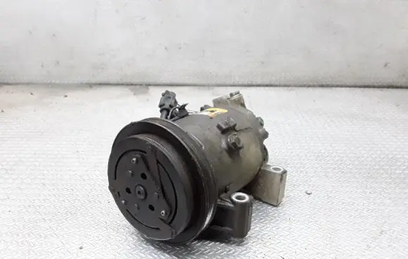 Nissan Primera Air conditioning (A/C) compressor (pump) 92600BN310