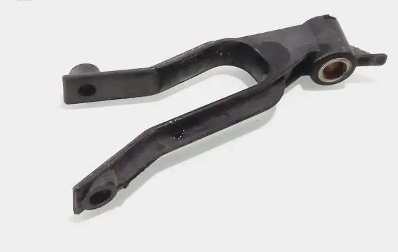Radiator mount bracket