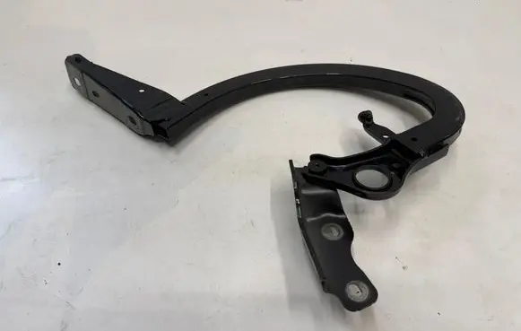 Porsche Taycan 9J1 Tailgate/trunk/boot hinge 9J1827152