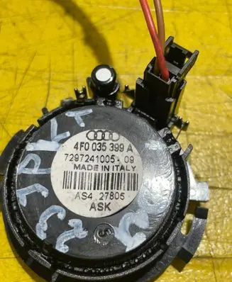 Audi A6 S6 C6 4F Front door high frequency speaker 4F0035399A