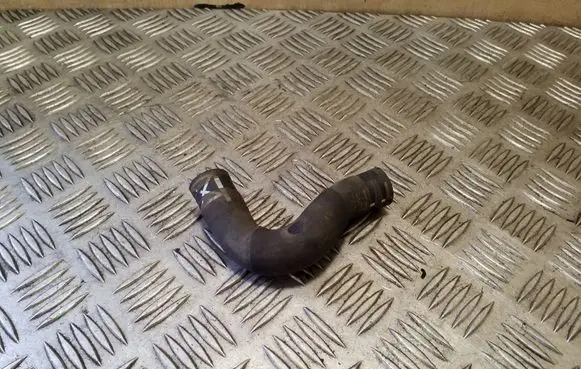 Volkswagen PASSAT B8 Engine coolant pipe/hose 5Q0122157CK