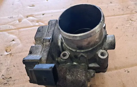 KIA Ceed Throttle valve 351002A760 1030802213346