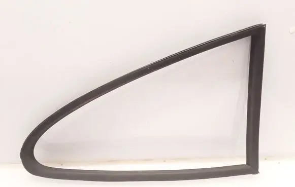 Peugeot 406 Rear side glass trim 