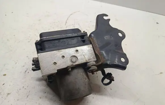 Toyota Auris 150 ABS Pump 0265235065 4454002060