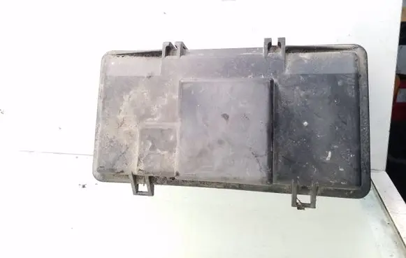 Audi 100 200 5000 C3 Fuse box cover 443941801