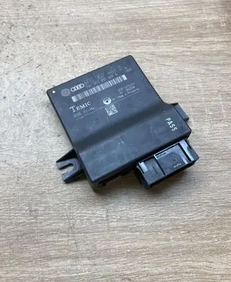 Audi A6 S6 C6 4F Gateway control module 4F0907468B 4F0910468A