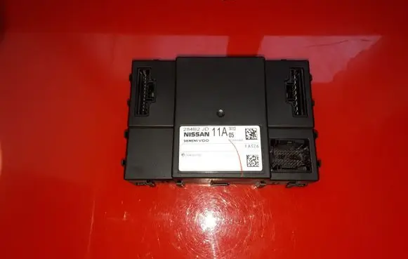 Nissan X-Trail T31 Comfort/convenience module 284B2JD11A 74113 FA326