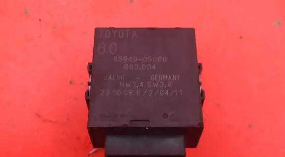 Toyota Avensis Verso Engine control unit/module ECU 85940-05060