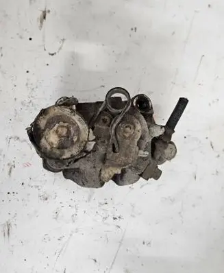 Opel Meriva A Rear brake caliper