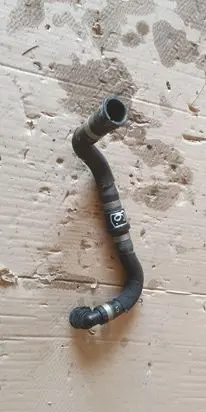 Peugeot 208 II Engine coolant pipe/hose 