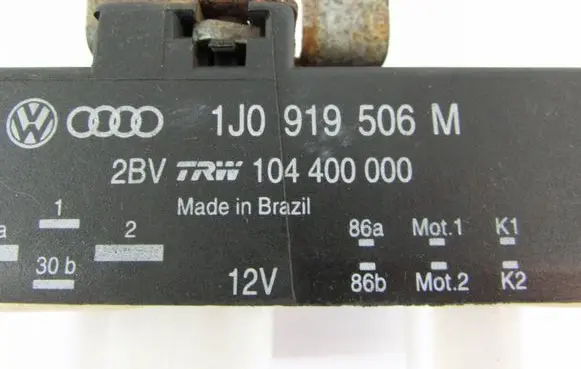 Coolant fan relay