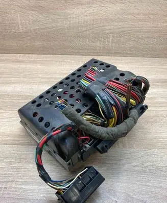 Opel Astra G Fuse module 90589965 90191753