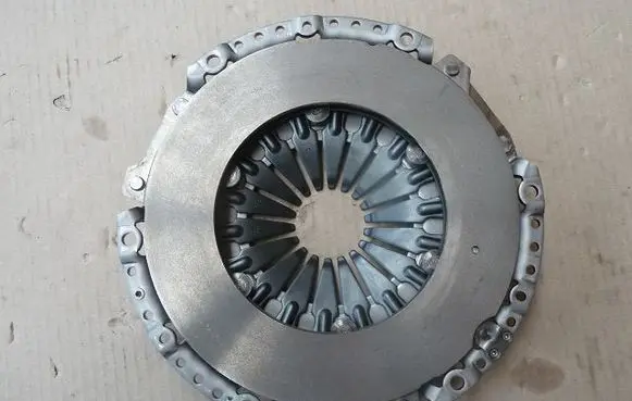 Opel Astra H Clutch pressure plate 3082001925T