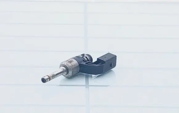 Seat Leon (1P) Fuel injector 