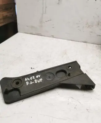 Audi A4 S4 B6 8E 8H Front bumper mounting bracket 8E0807284