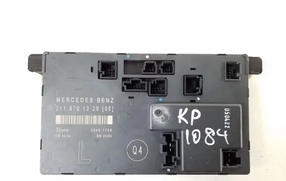 Mercedes-Benz E W211 Door control unit/module A2118701326
