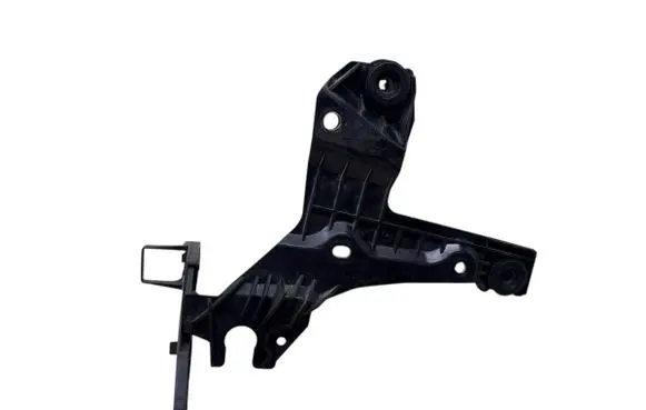 Volvo V70 Air filter cleaner box bracket assembly 30636575