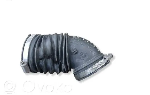 BMW 1 E81 E87 Air intake hose/pipe 4607127939 13717527688