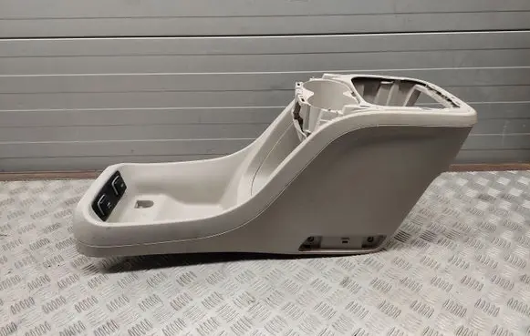 Chrysler Pacifica Center console 5RJ94TRMAA 117JNJ31K7L 316JNJ3N3MR