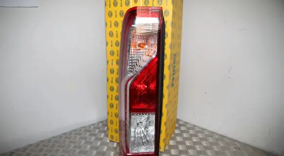Renault Master III Rear/tail lights 2VA01011005 265550023R