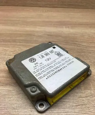 Volkswagen PASSAT B5 Airbag control unit/module 1J0909607 5WK4199