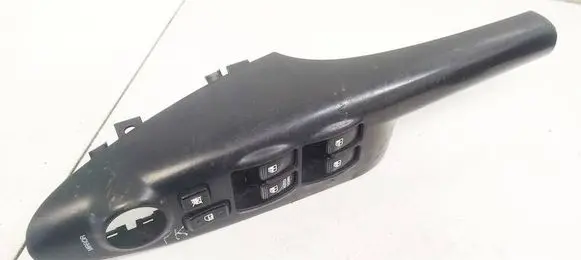 Hyundai Tucson JM Electric window control switch 935702E200