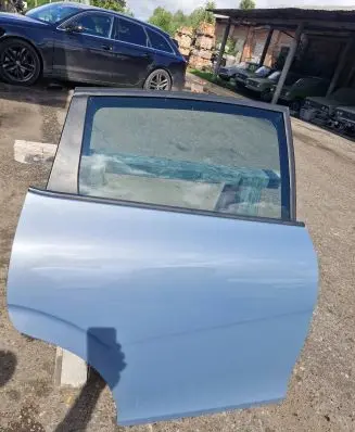 Seat Leon (1P) Rear door