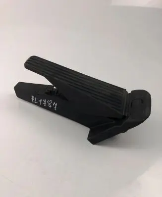 Volvo XC60 Accelerator throttle pedal 32269124