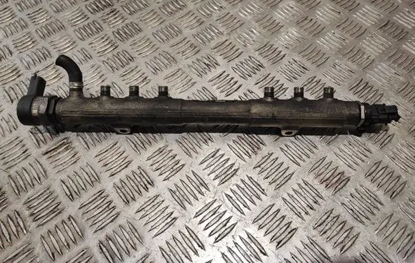 Volvo S80 Fuel main line pipe 30777554