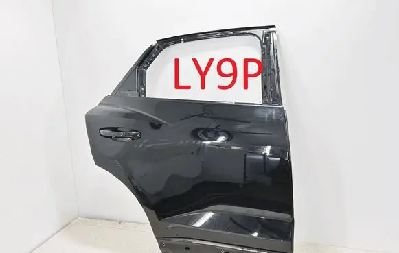 Audi Q3 F3 Rear door 83F833052A 39170