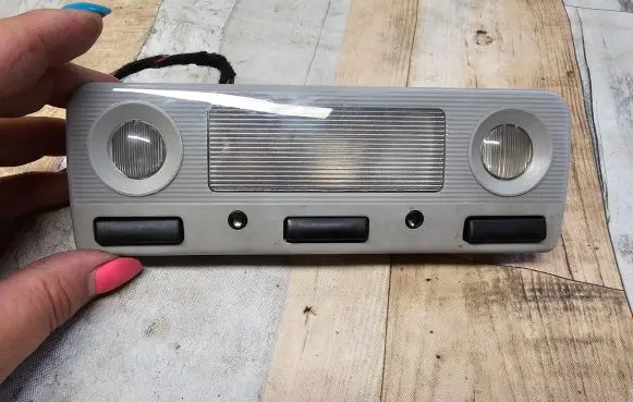 BMW 5 E39 Front seat light 8369511