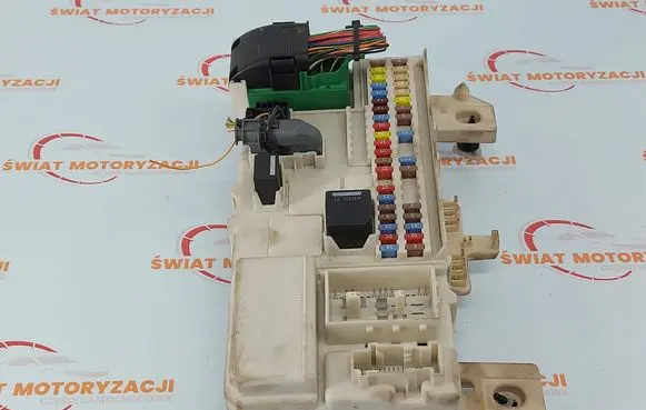 Volvo C30 Fuse module 31268178