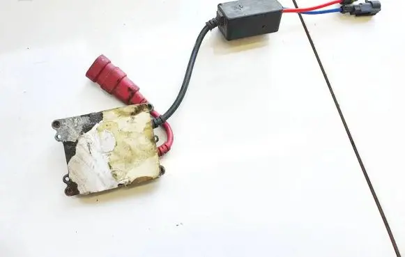 Volkswagen PASSAT B5.5 Headlight ballast module Xenon 23000v