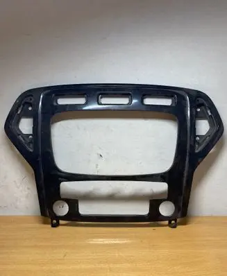Ford Mondeo MK IV Dashboard glove box trim 7S7118522 C3786