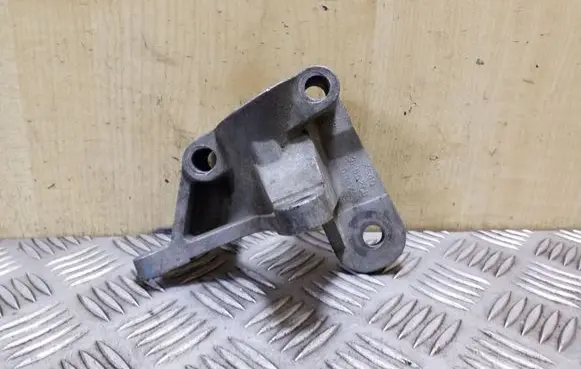Ford Focus Fuel pump bracket XS4Q9K552AB