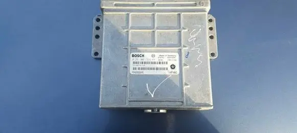 Chrysler Voyager Engine control unit/module p04686660ad