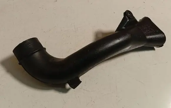 Toyota Avensis T250 Air intake hose/pipe 177510G020