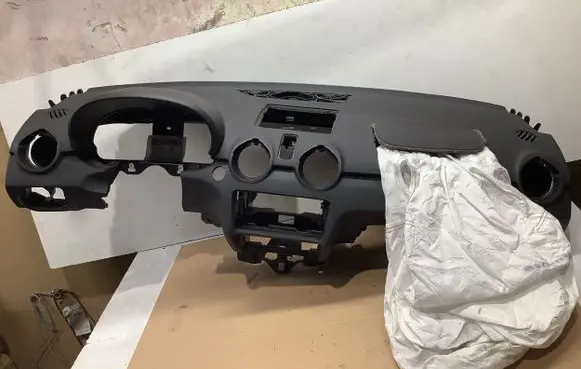 Audi A1 Dashboard 8X1857067 8X1857033