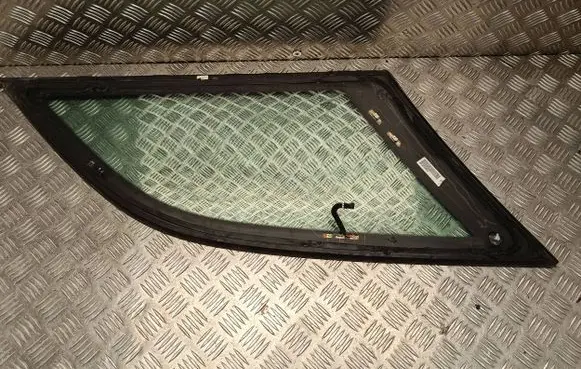 Mercedes-Benz E W212 Rear side window A2126702012